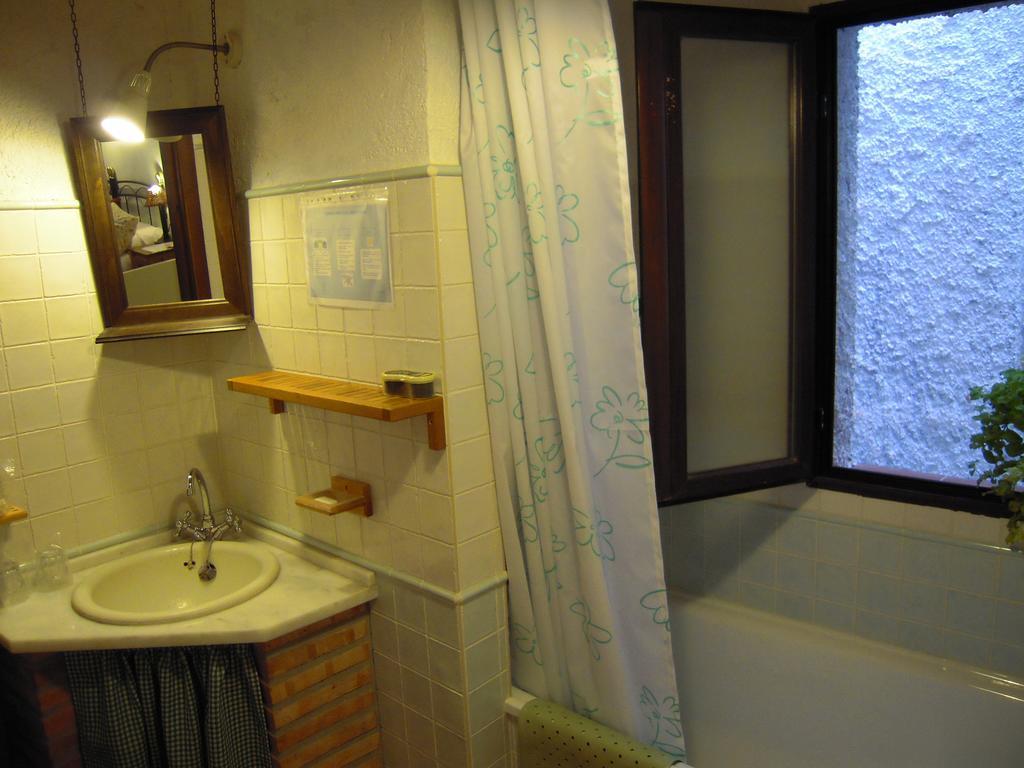 La Casa De La Abuela Clotilde Guest House ออร์นอส ห้อง รูปภาพ