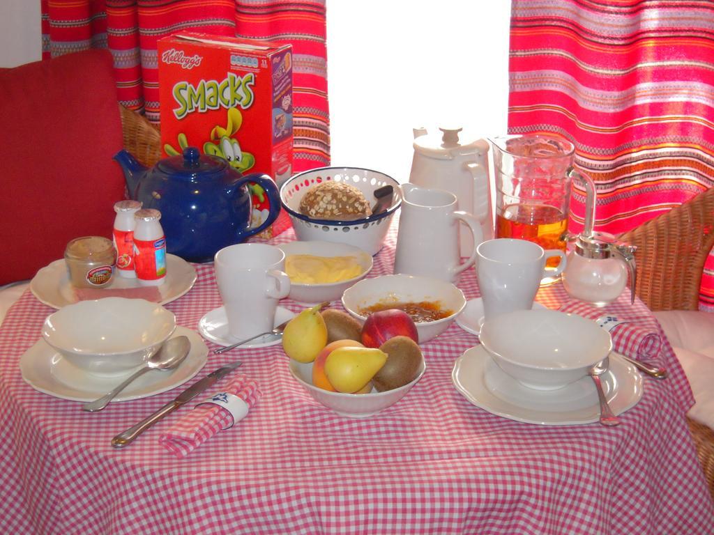 La Casa De La Abuela Clotilde Guest House ออร์นอส ภายนอก รูปภาพ