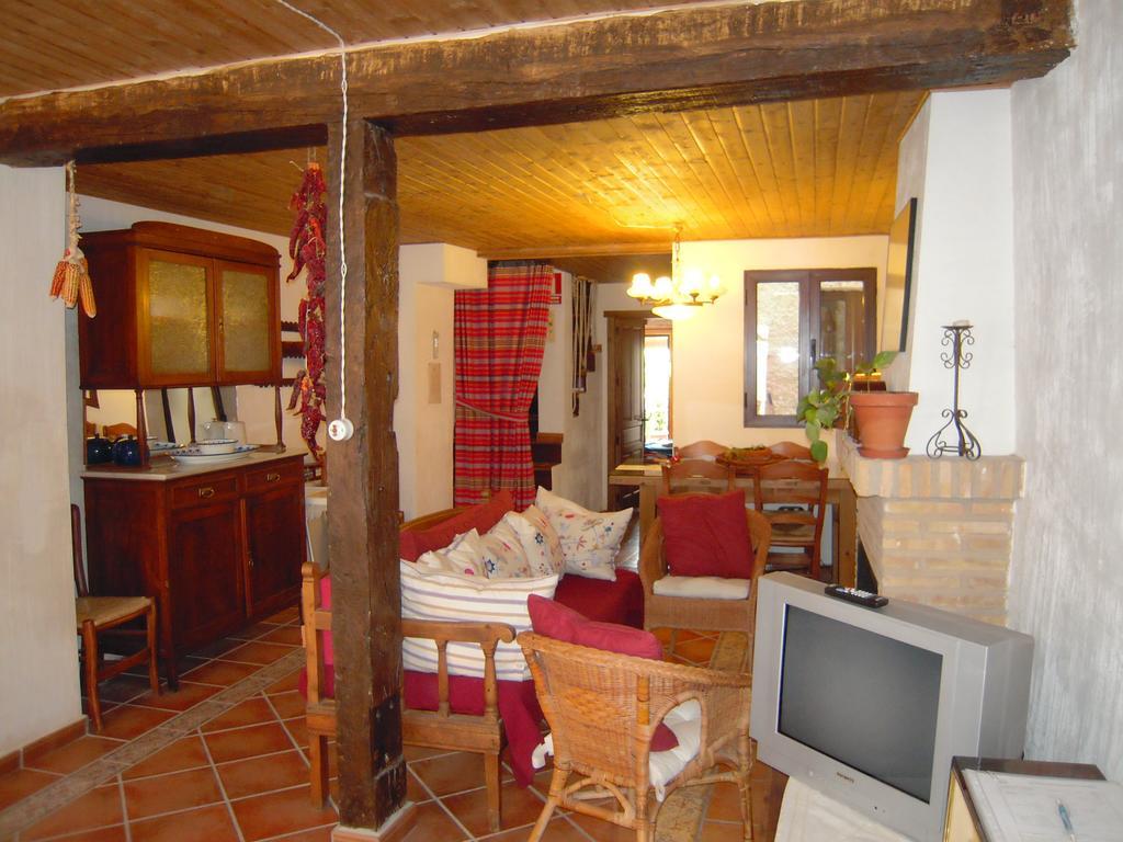 La Casa De La Abuela Clotilde Guest House ออร์นอส ภายนอก รูปภาพ
